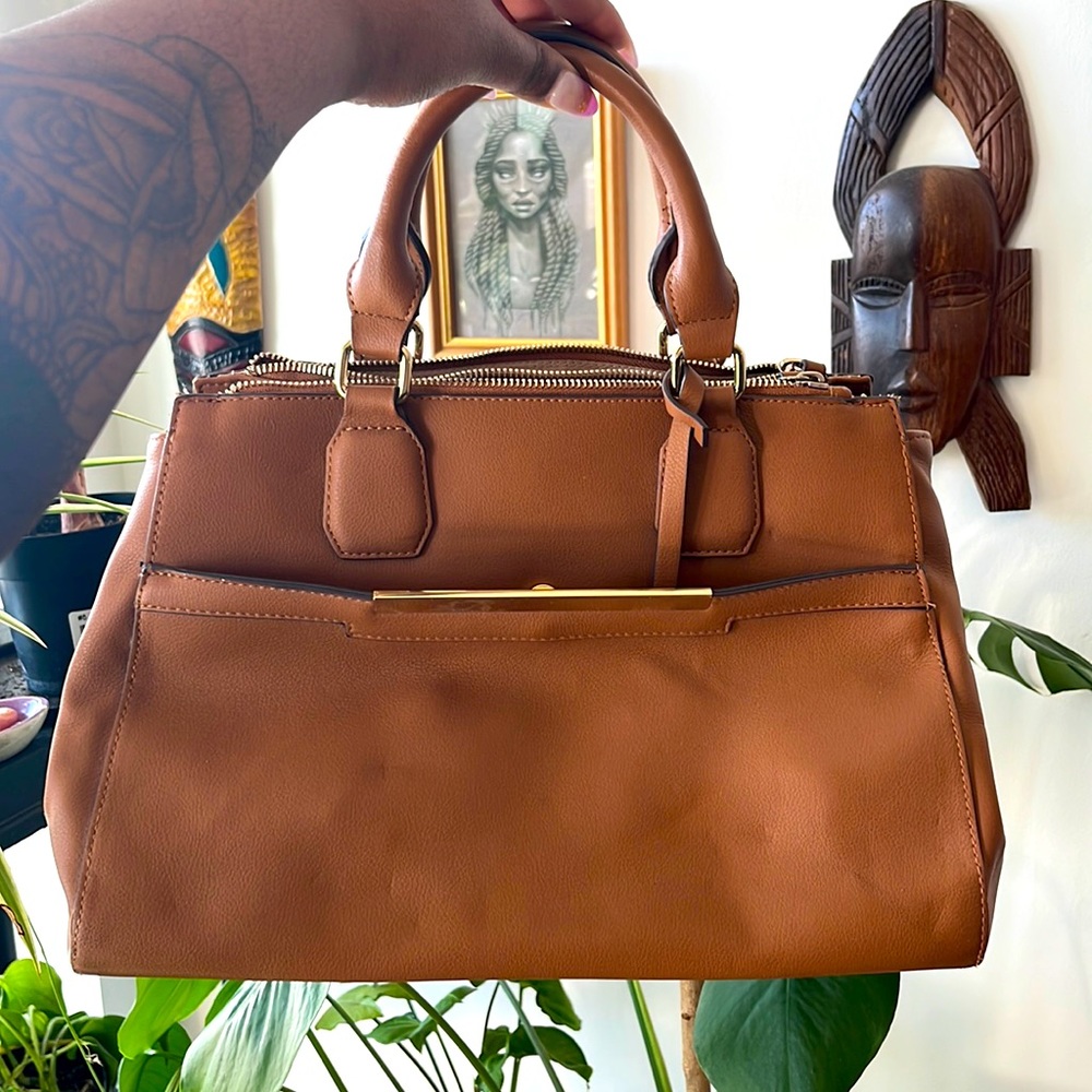 Jones New York Camel Brown Bag
